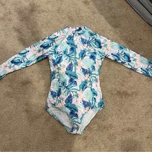 Long sleeve swimsuit